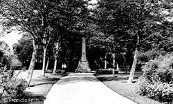 War Memorial Park c.1955, Romsey
