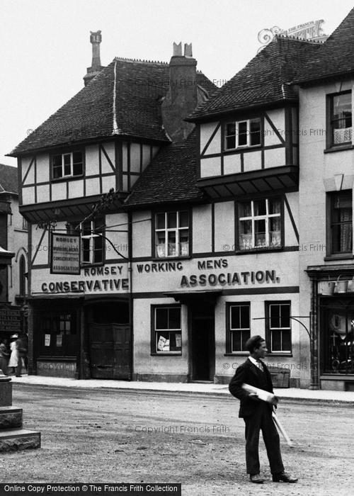 Photo of Romsey, Working Men's Conservative Association 1898