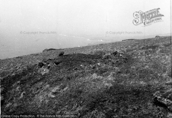 Photo of Rona, Mound And Stone Settings 1959
