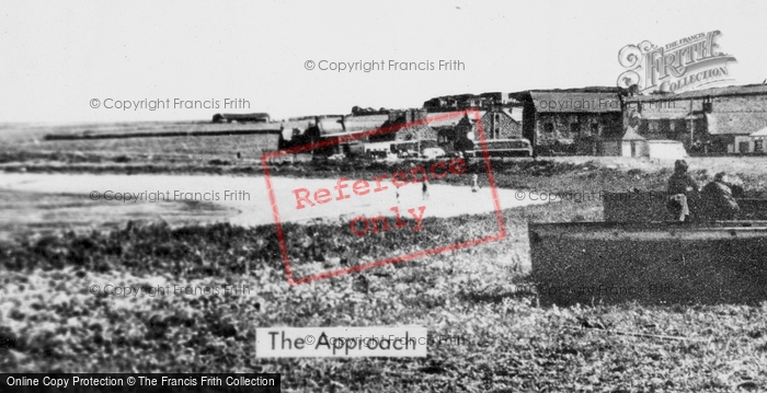 Photo of Rosehearty, The Approach c.1950