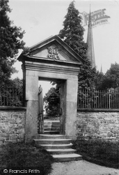 Kyrle's Gateway 1914, Ross-on-Wye