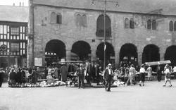 Market Day Crowd c.1955, Ross-on-Wye