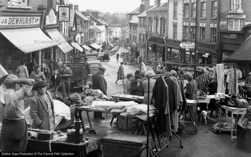 Ross-on-Wye, the Market in Broad Street c1955