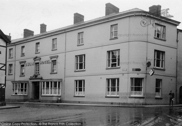Photo of Ross On Wye, The Swan Hotel c.1940