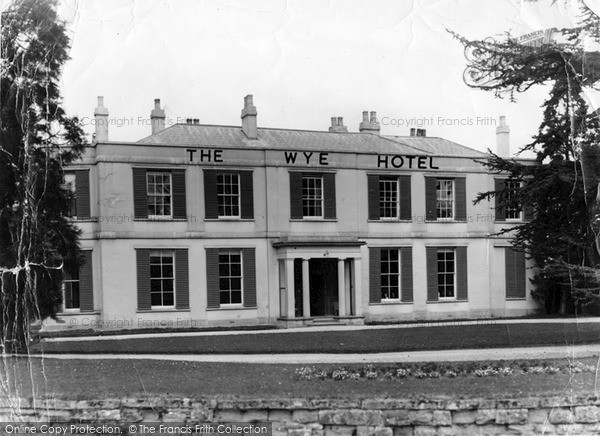 Photo of Ross On Wye, The Wye Hotel c.1950