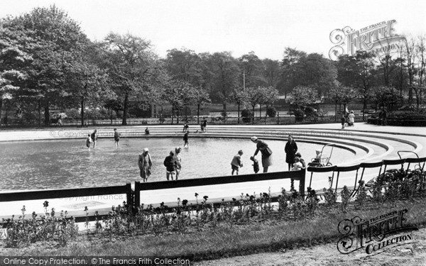 Photo of Rotherham, Clifton Park, Children's Paddling Pool c.1955