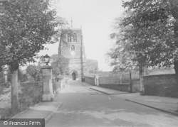 Holy Trinity Church c.1955, Rothwell