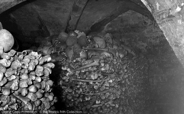 Photo of Rothwell, Holy Trinity Parish Church, The Ossuary c.1955