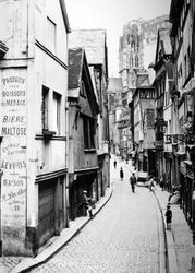 La Rue Damlette c.1920, Rouen
