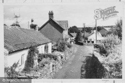 Village c.1960, Rowen