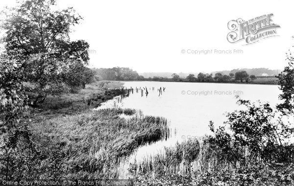 Photo of Rowledge, Lodge Pond 1930