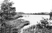 Lodge Pond 1930, Rowledge