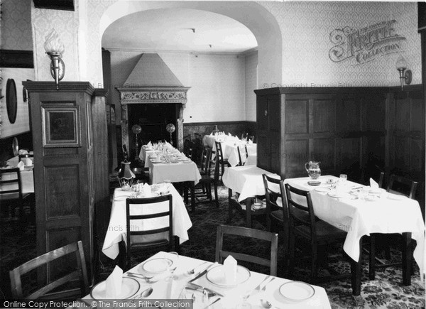 Photo of Rowton, Longdale Dining Room, Rowton Hall Hotel c.1955