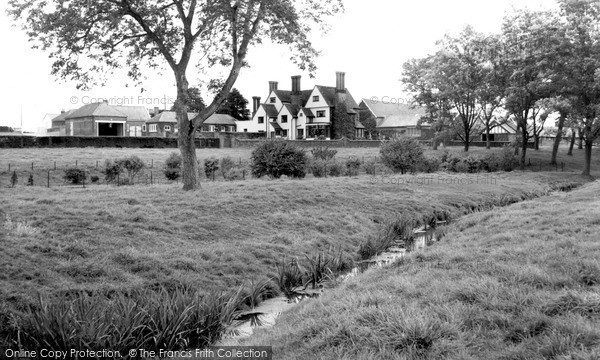 Photo of Roxwell, Dukes Manor c.1960