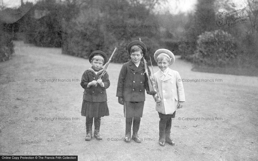 Royalty, Prince George of Wales, Olaf and Prince John 1908