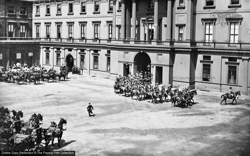 Royalty, Queen Victoria's Diamond Jubilee Procession leaving Buckingham Palace 1897
