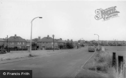 Main Road c.1960, Royston