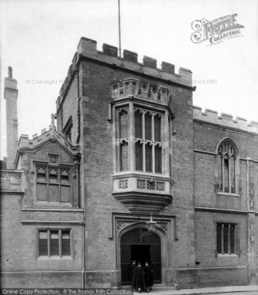 Photo of Rugby, Quad Gate 1932