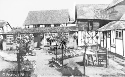 The Barn Hotel c.1965, Ruislip
