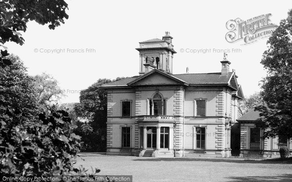 Photo of Runcorn, The Town Hall c.1955