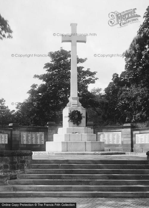 Photo of Runcorn, War Memorial 1923