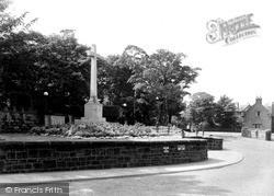 War Memorial c.1955, Runcorn