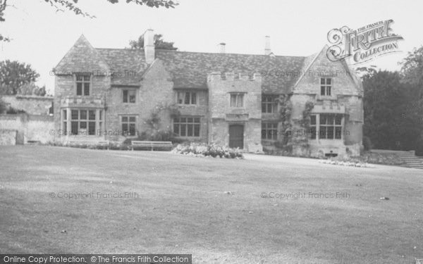 Photo of Rushden, Hall Park Manor c.1965