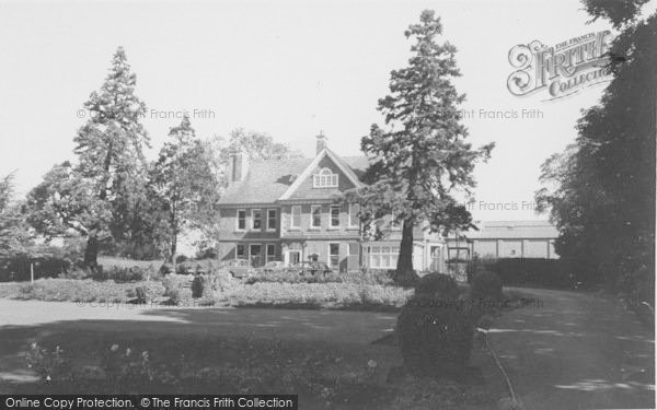 Photo of Rushden, Memorial Hospital c.1955