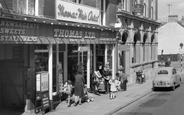 Thomas Ltd, High Street 1966, Rushden