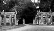 Hall, The Lodge Gates c.1955, Rushton