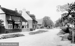Village 1909, Rusper