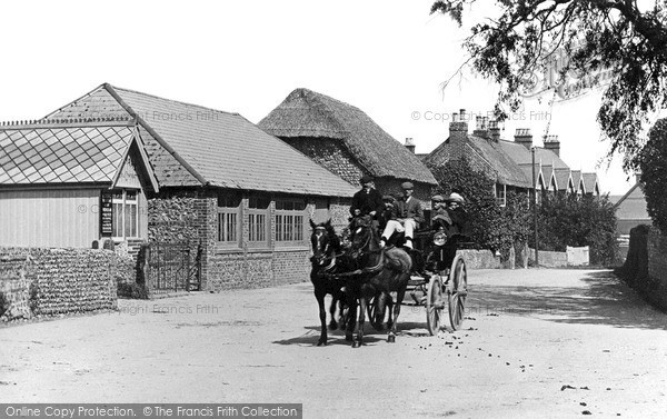 Photo of Rustington, Sea Lane And The Street 1906