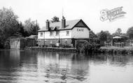 Chain Bridge Tea Gardens c.1960, Ruswarp