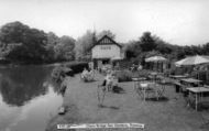 Chain Bridge Tea Gardens c.1960, Ruswarp