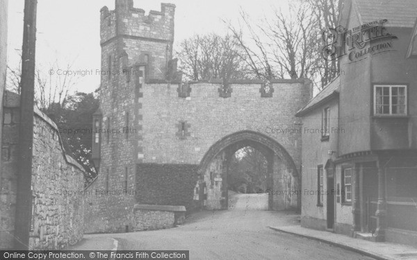 Photo of Ruthin, Castle Gateway c.1936