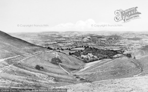 Photo of Ruthin, From Bwlch Pen Barras c.1955