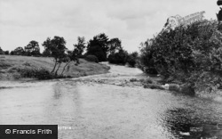 The River c.1960, Ruthin