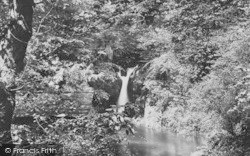 Lower Falls 1892, Rydal