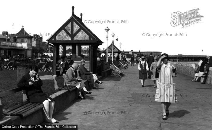 Photo of Ryde, People On The Seafront 1927