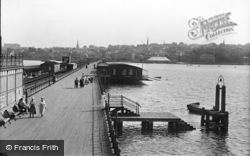 The Eastern Promenade 1918, Ryde