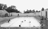 Ryton, Ferndene Park Swimming Pool c1960