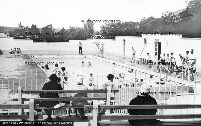 Photo of Ryton, Swimming Pool c.1960