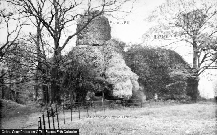 Photo of Saffron Walden, Castle 1950