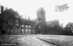 Friends School 1912, Saffron Walden