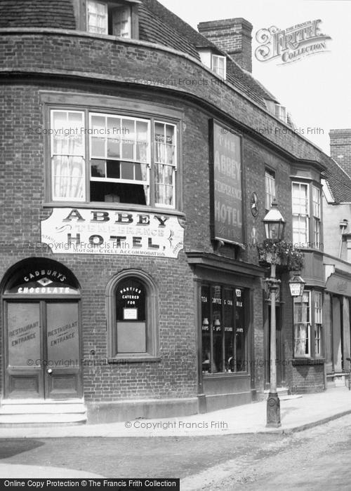 Photo of Saffron Walden, High Street, Abbey Hotel 1907