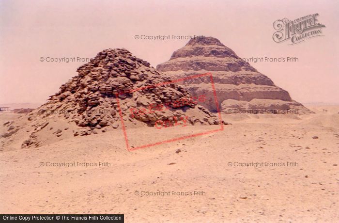 Photo of Sakkarah, Step Pyramid Of Usakhaf 2004