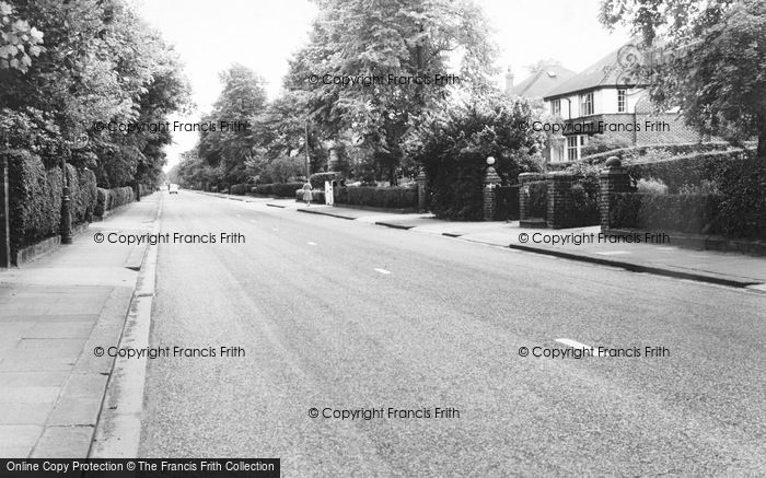 Photo of Sale, Brooklands Road c.1960