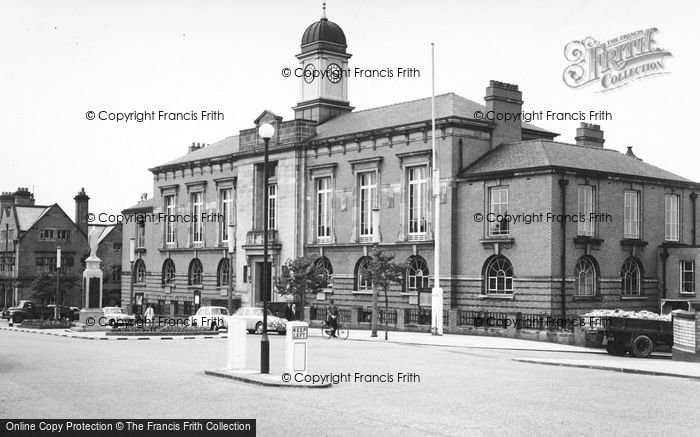 Photo of Sale, The Town Hall c.1955