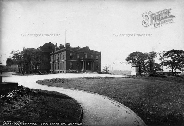 Photo of Salford, Peel Park Museum 1889