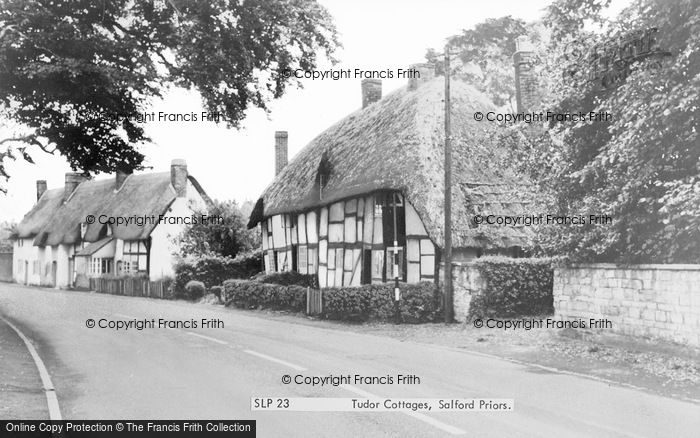 Photo of Salford Priors, Tudor Cottages c.1955